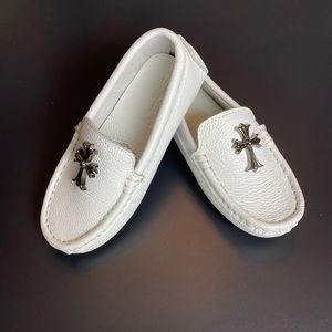 Boy shoes leather moccasins size 9.5